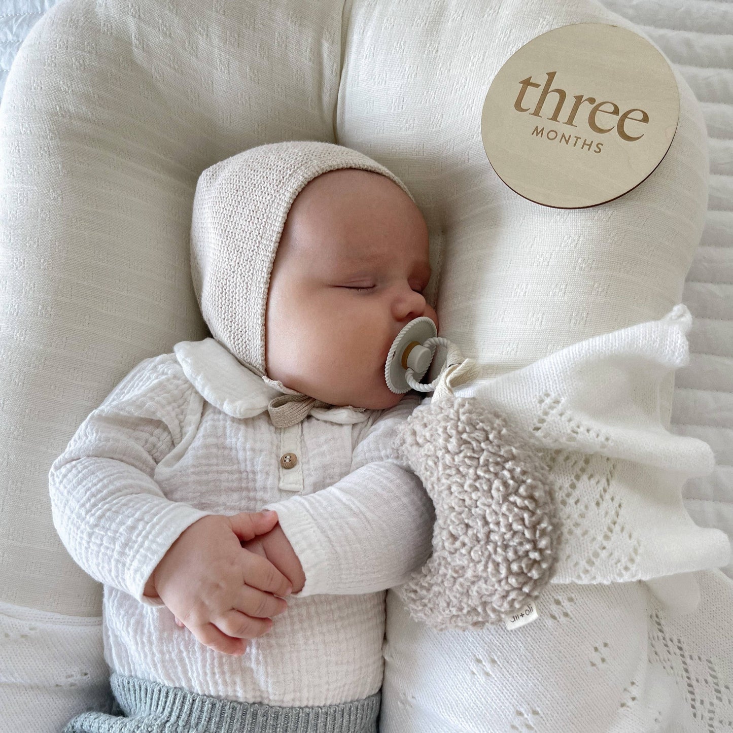Moon Pacifier Holder
