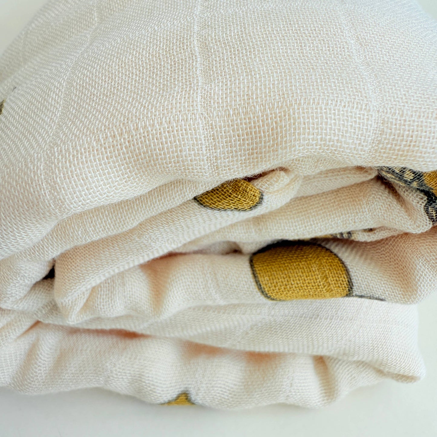 Lemons Swaddle
