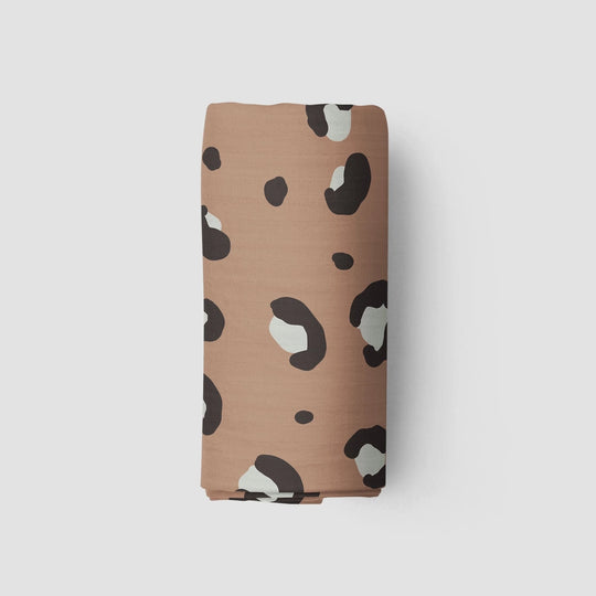 Blushing Leopard - Plus Muslin Blanket